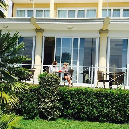 Savoy Otel