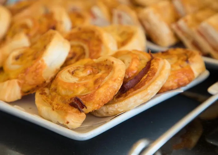 酒店 萨伏依酒店 马里纳-迪-皮特拉桑塔