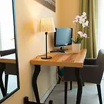 فندق Savoy مارينا دي بييتراسانْت