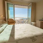 Savoy فندق