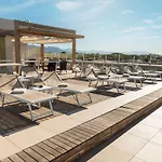 فندق Savoy مارينا دي بييتراسانْت