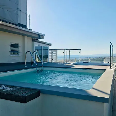 Savoy 3*