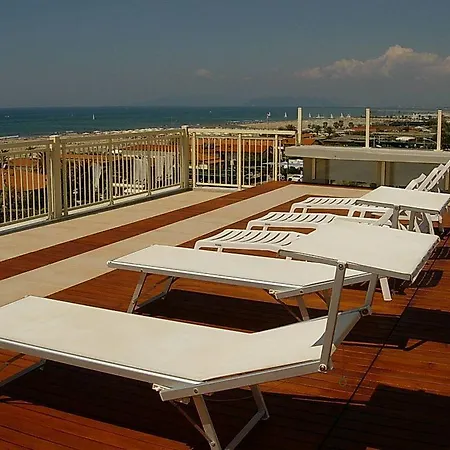 Savoy 3*