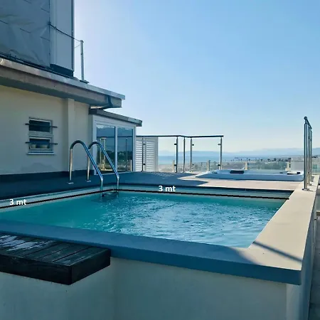 Hotel Savoy 3*