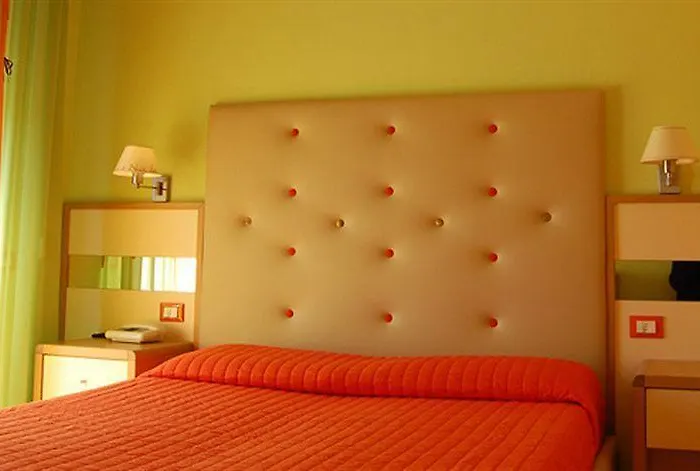 Savoy מרינה די פיאטרסנטה