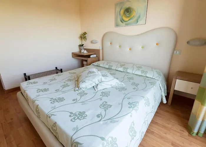 Savoy 3* מרינה די פיאטרסנטה