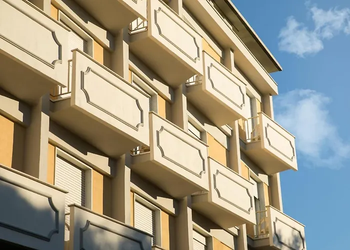 Savoy 3* מרינה די פיאטרסנטה